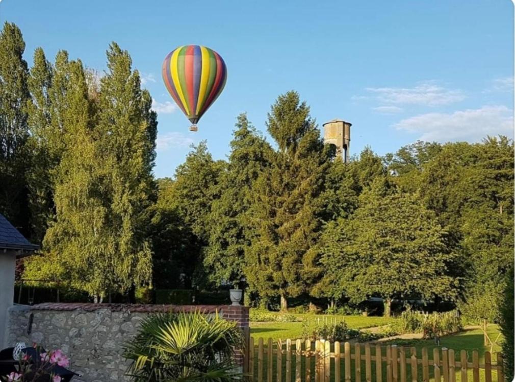 Bed and Breakfast Le Coeur De La Petite Cisse Monteaux Exterior foto