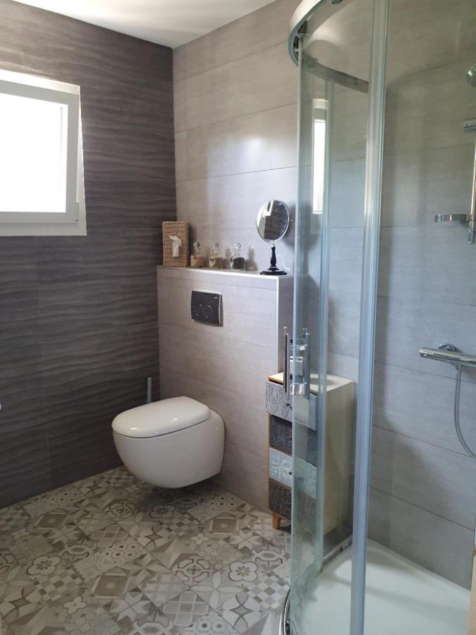 Bed and Breakfast Le Coeur De La Petite Cisse Monteaux Exterior foto